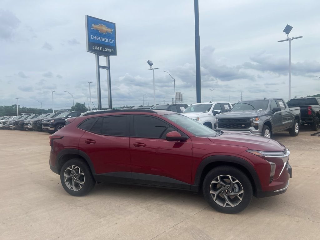2025 Chevrolet Trax LT