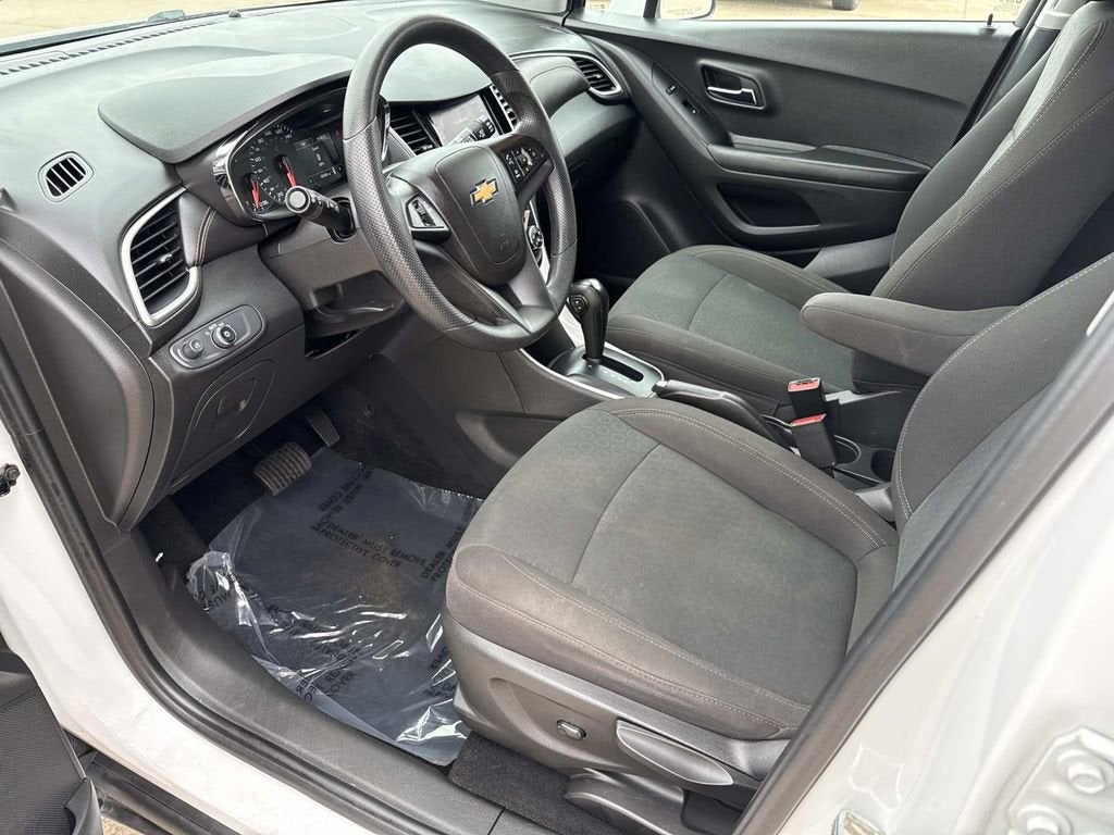 2022 Chevrolet Trax LS