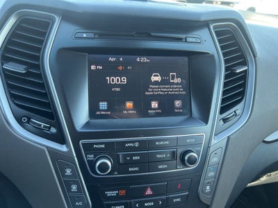 2017 Hyundai Santa Fe SE