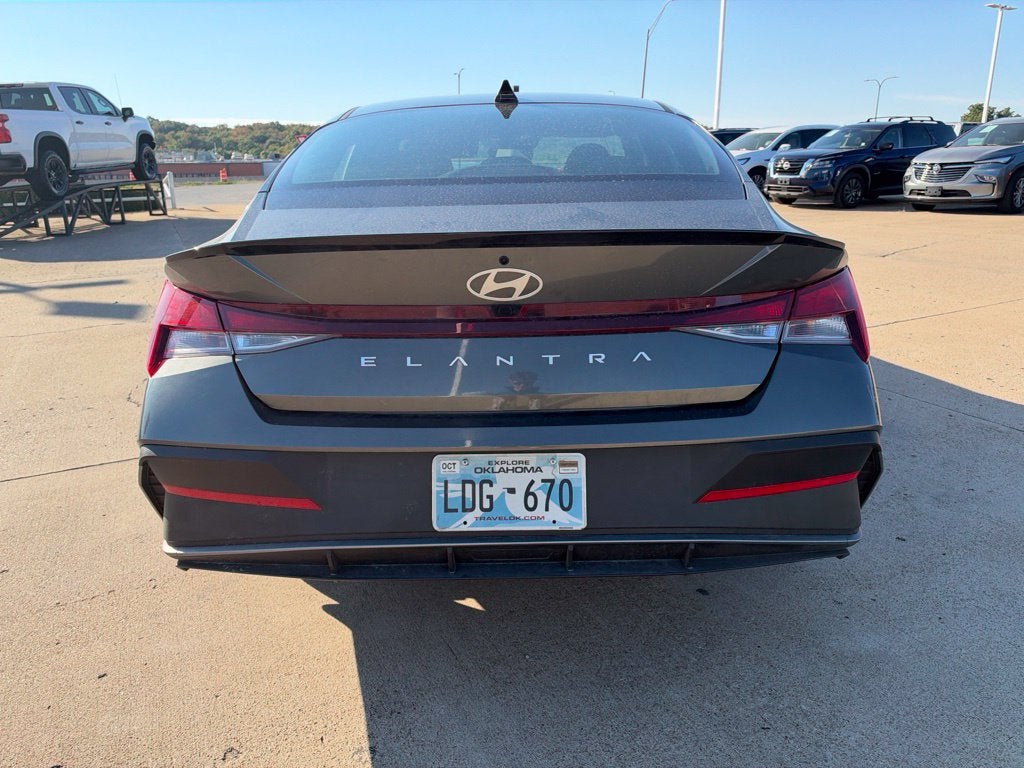 2026 Hyundai Elantra SEL Sport Plus
