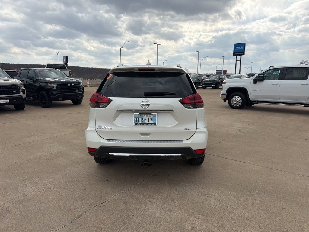 2018 Nissan Rogue SV