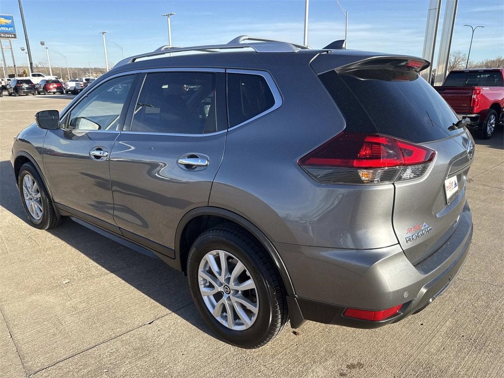 2020 Nissan Rogue SV