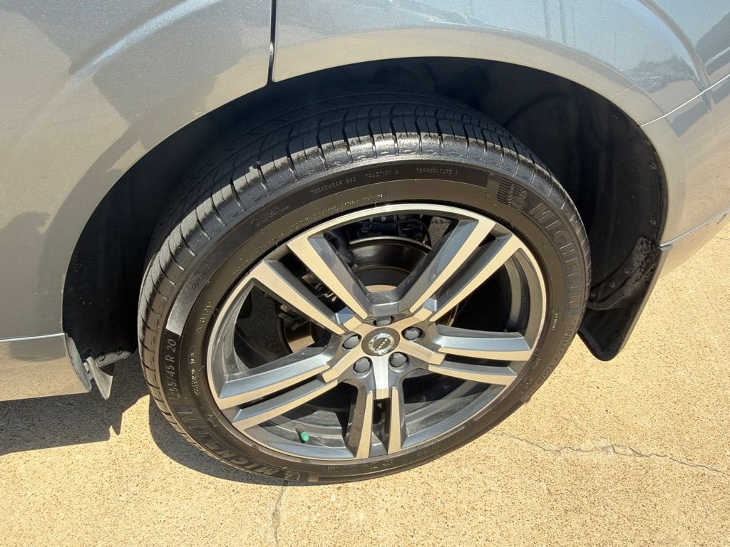2019 Volvo XC60 Momentum