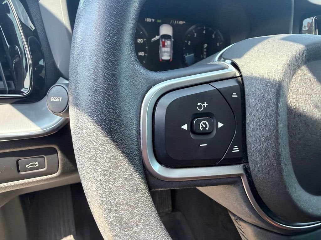 2019 Volvo XC60 Momentum