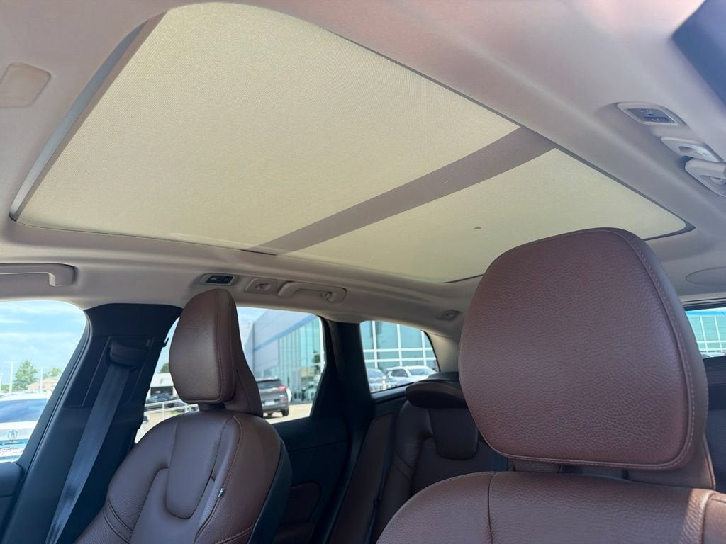 2019 Volvo XC60 Momentum