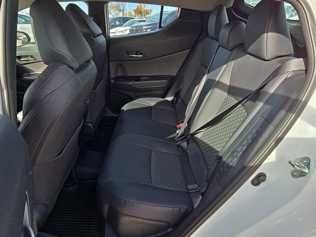 2022 Toyota C-HR XLE