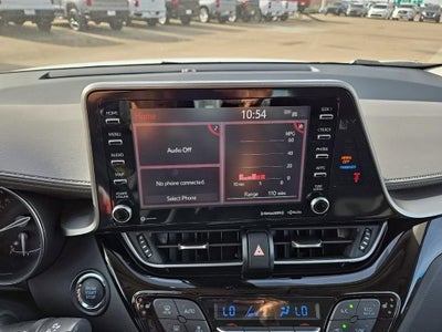 2022 Toyota C-HR XLE