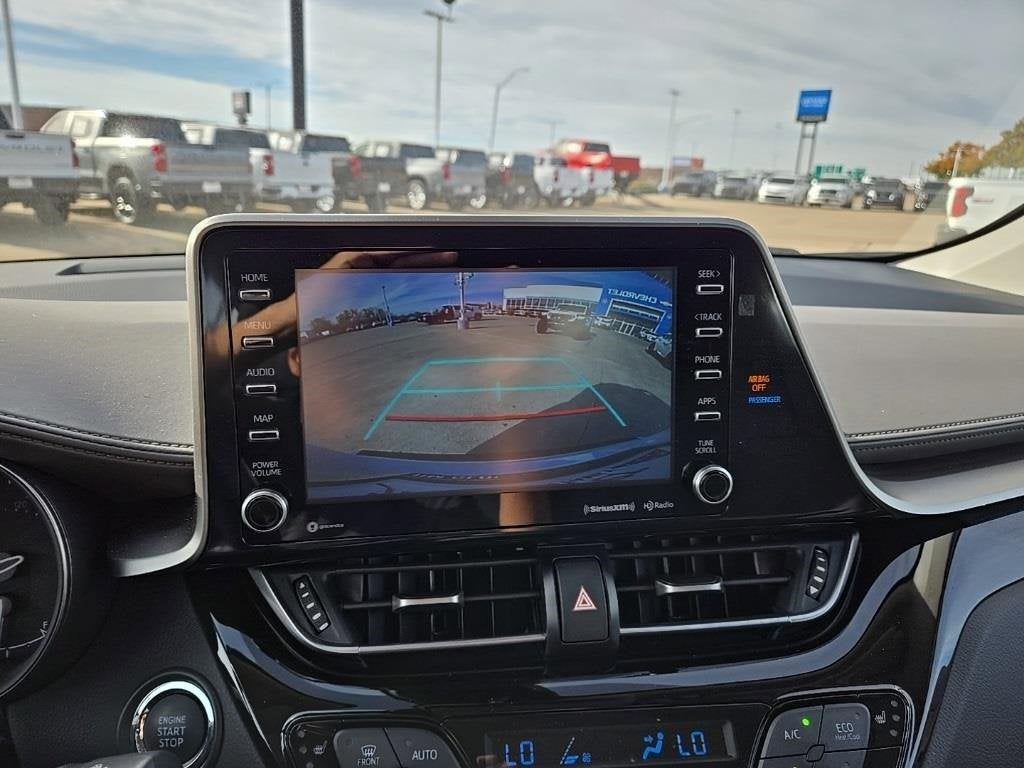 2022 Toyota C-HR XLE