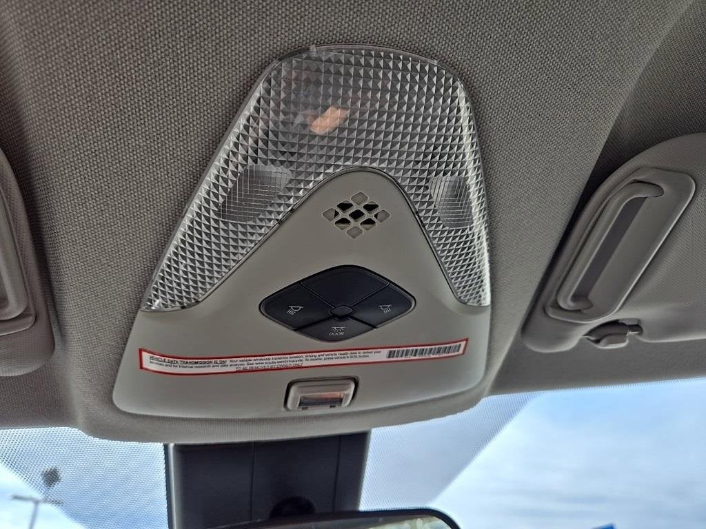 2022 Toyota C-HR XLE