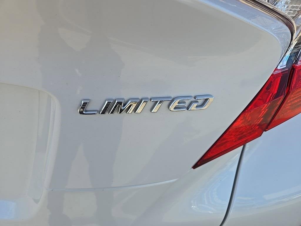 2022 Toyota C-HR XLE