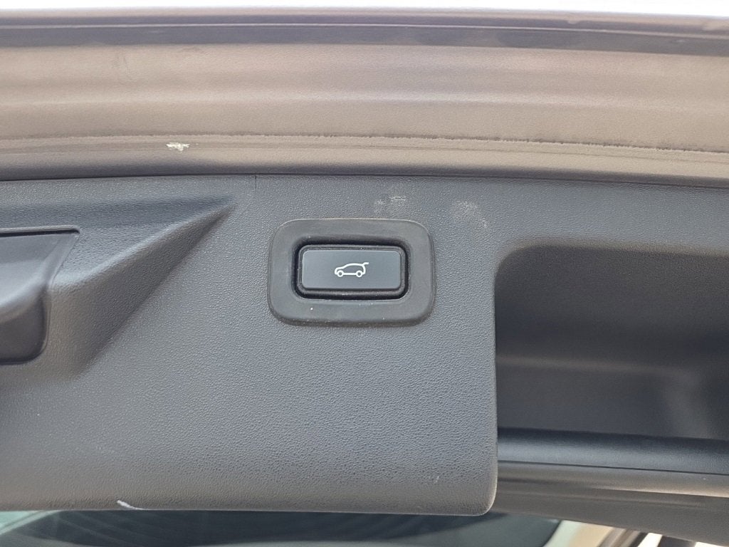 2020 Land Rover Discovery Sport S