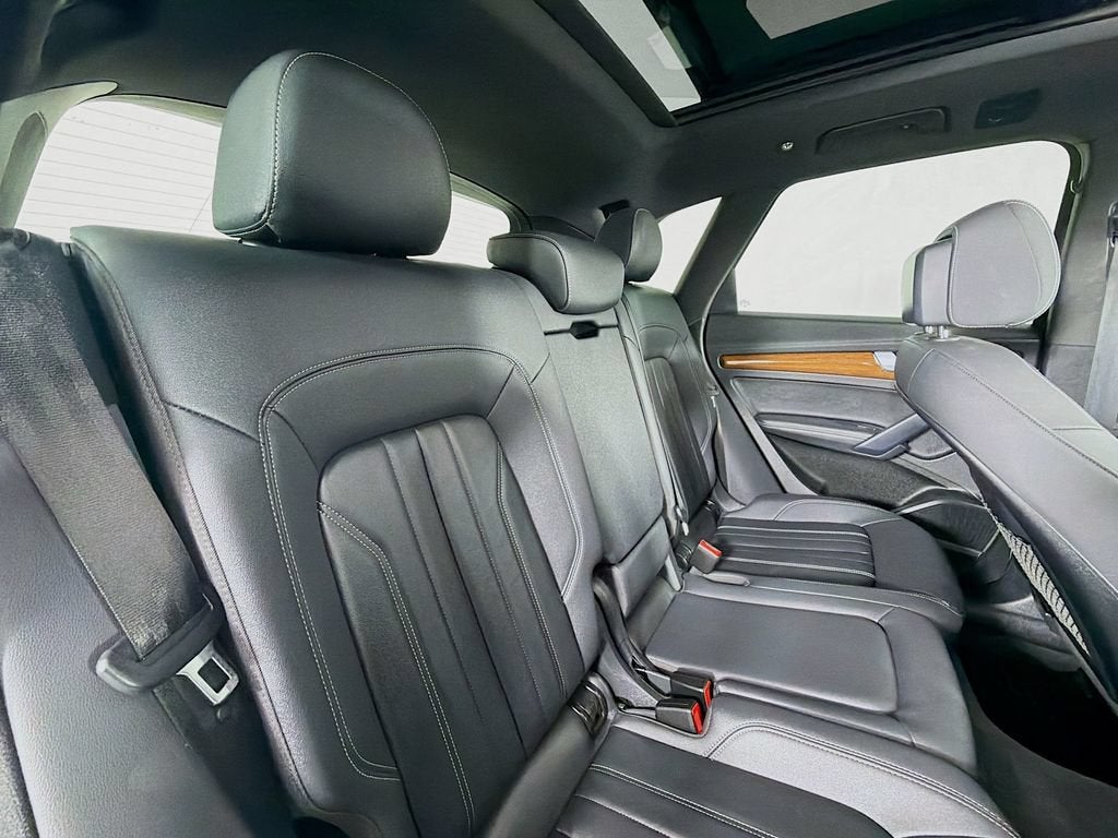 2022 Audi Q5 S line Premium Plus