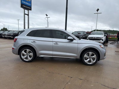 2022 Audi Q5 S line Premium Plus