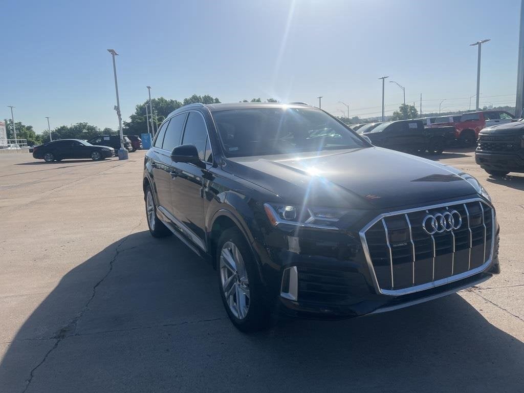 2022 Audi Q7 Premium Plus