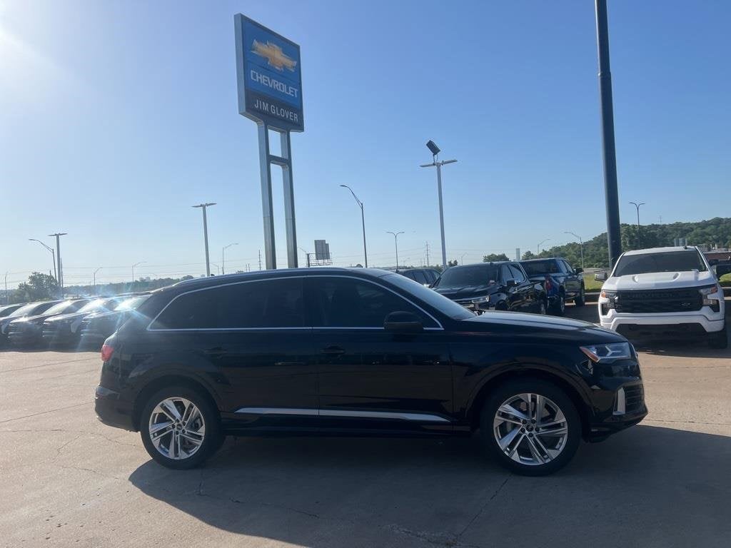 2022 Audi Q7 Premium Plus