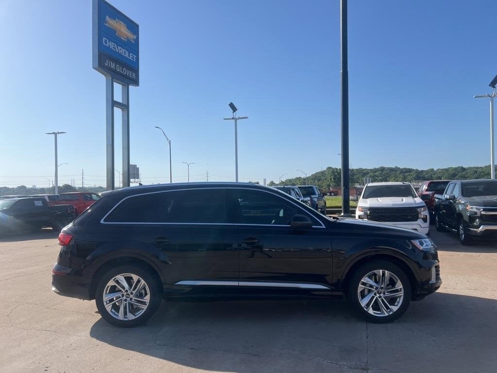 2022 Audi Q7 Premium Plus