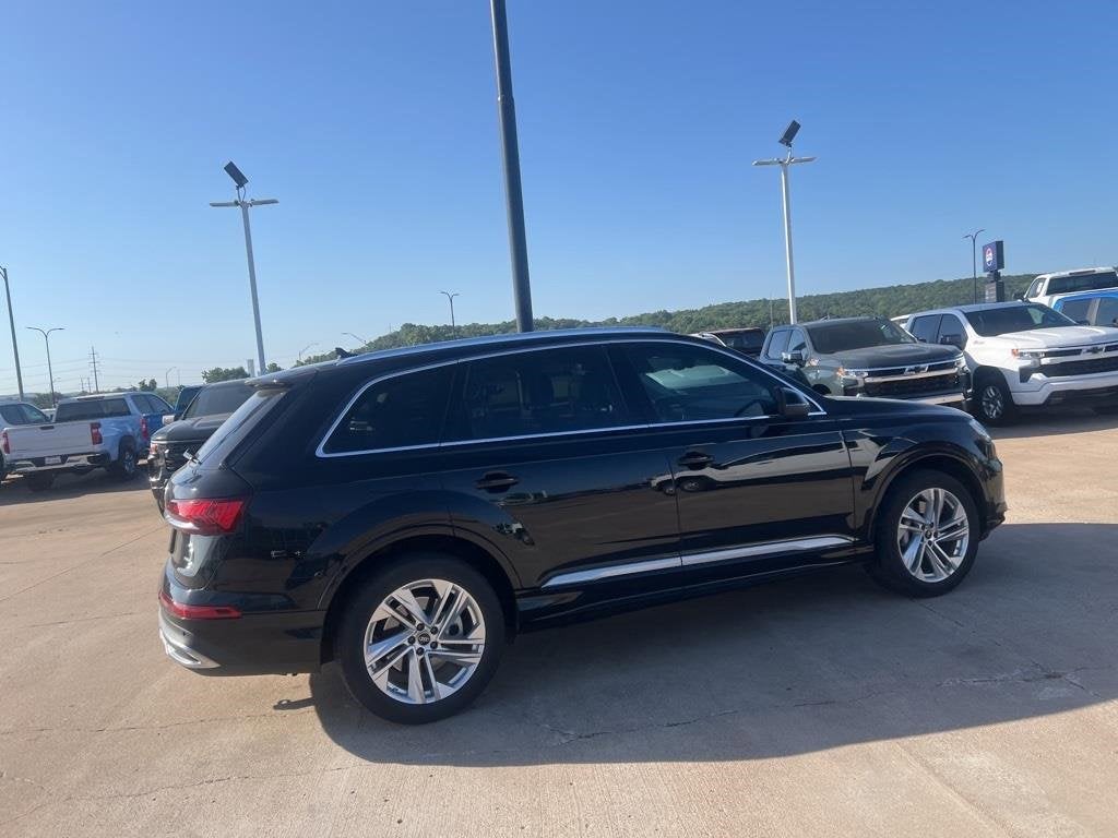 2022 Audi Q7 Premium Plus
