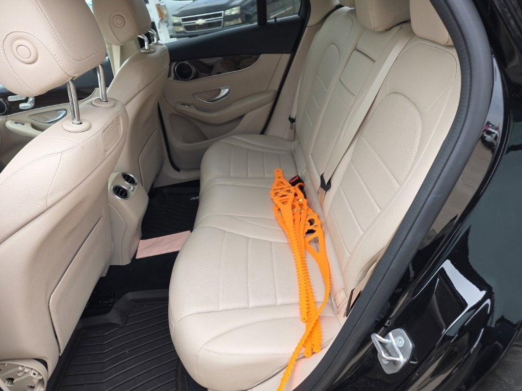 2019 Mercedes-Benz GLC GLC 300