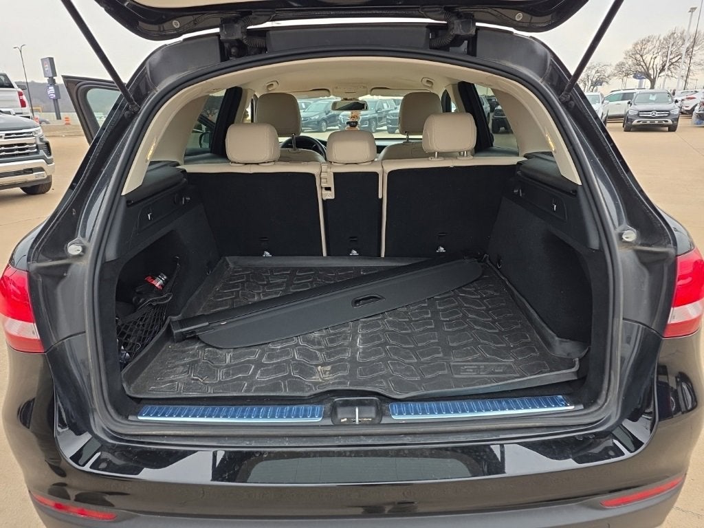 2019 Mercedes-Benz GLC GLC 300