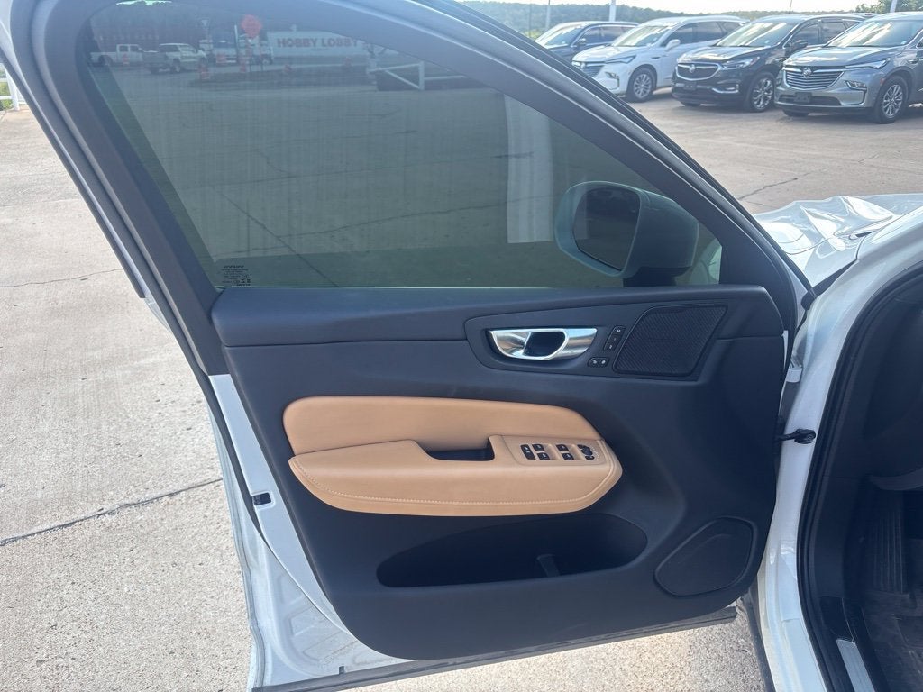 2021 Volvo XC60 Inscription