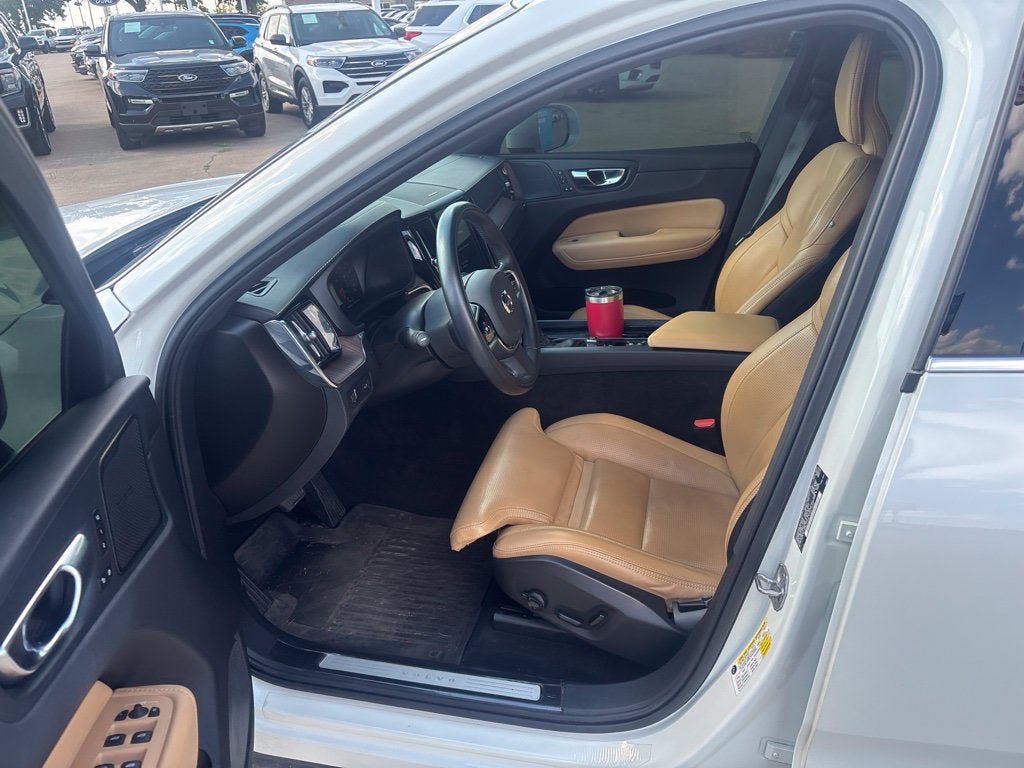 2021 Volvo XC60 Inscription