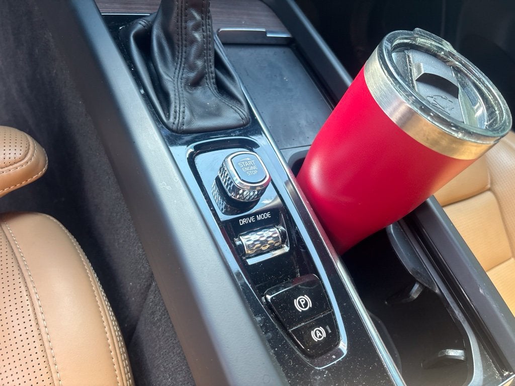 2021 Volvo XC60 Inscription