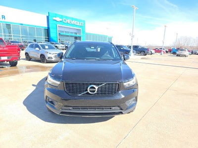 2020 Volvo XC40 R-Design