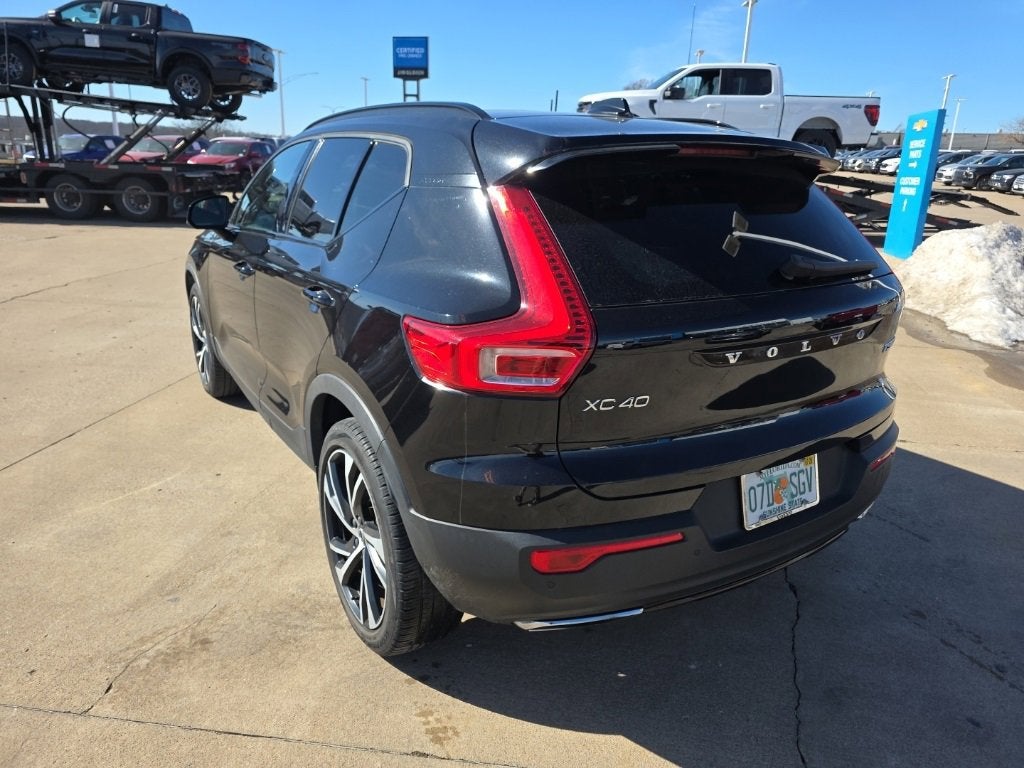 2020 Volvo XC40 R-Design