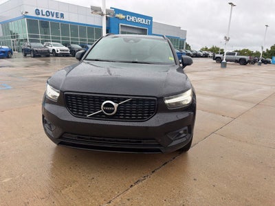 2020 Volvo XC40 R-Design