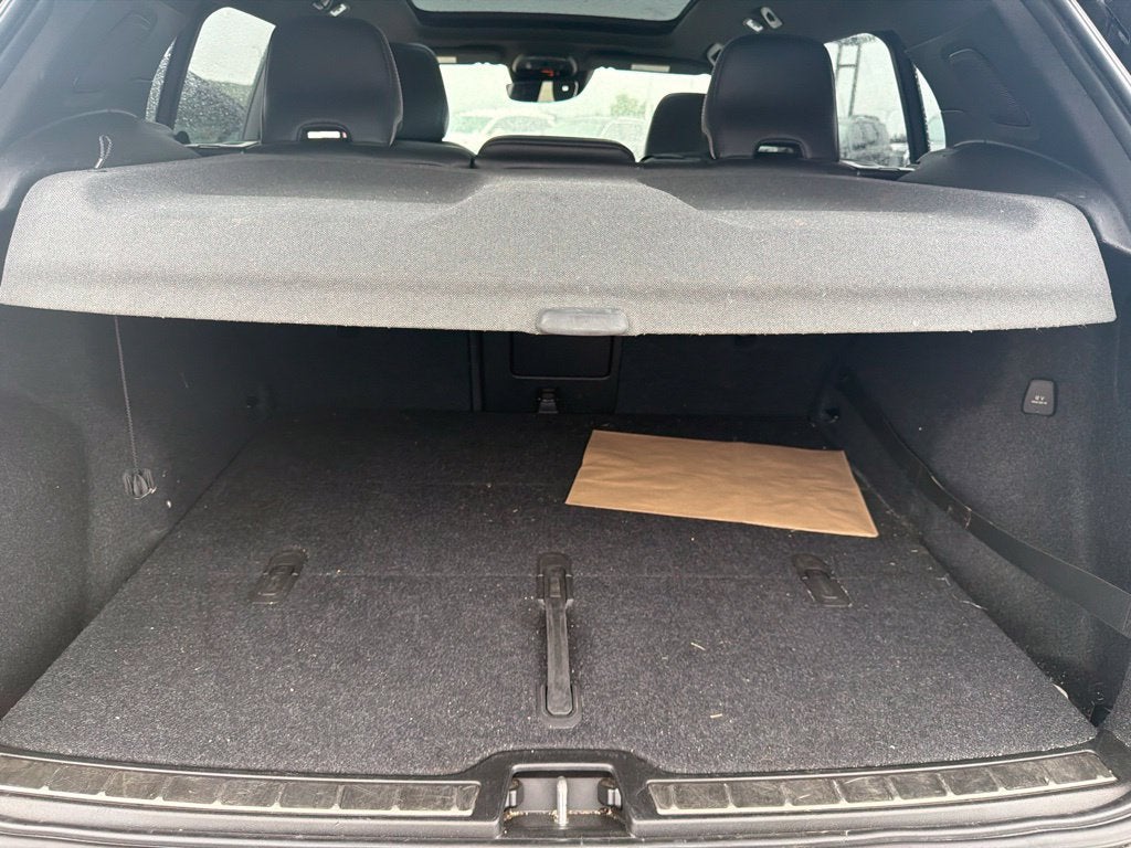 2020 Volvo XC40 R-Design